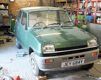 Bonnet and grille fitted